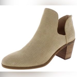 Lucky Brand Powe Suede Cutout Ankle Bootie 91/2  never used